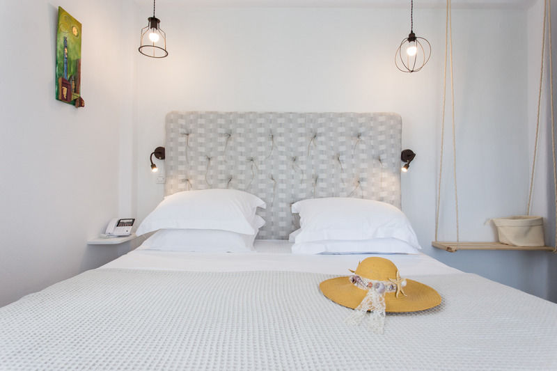 Evi Rooms Alikí Exteriör bild