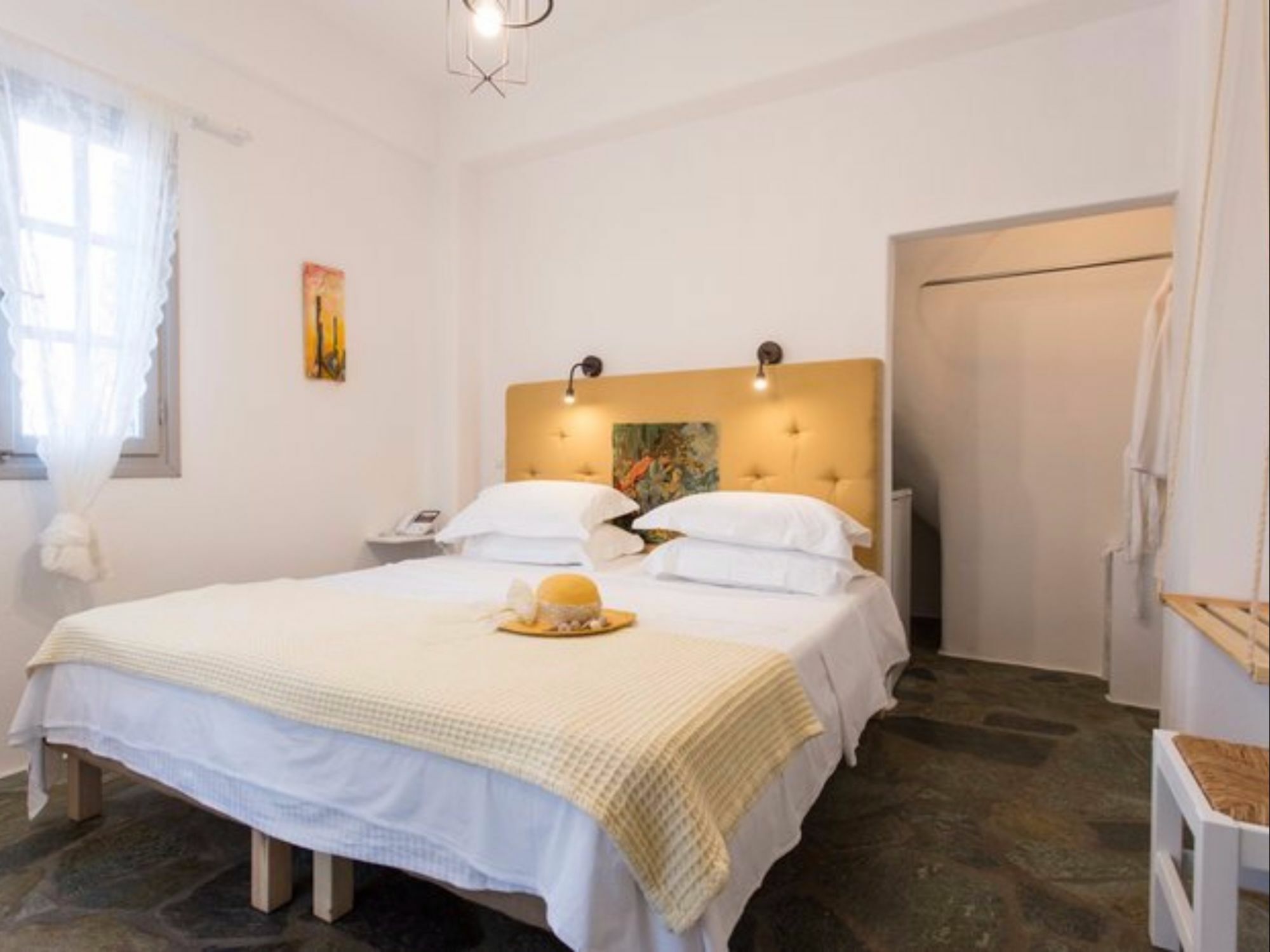 Evi Rooms Alikí Exteriör bild