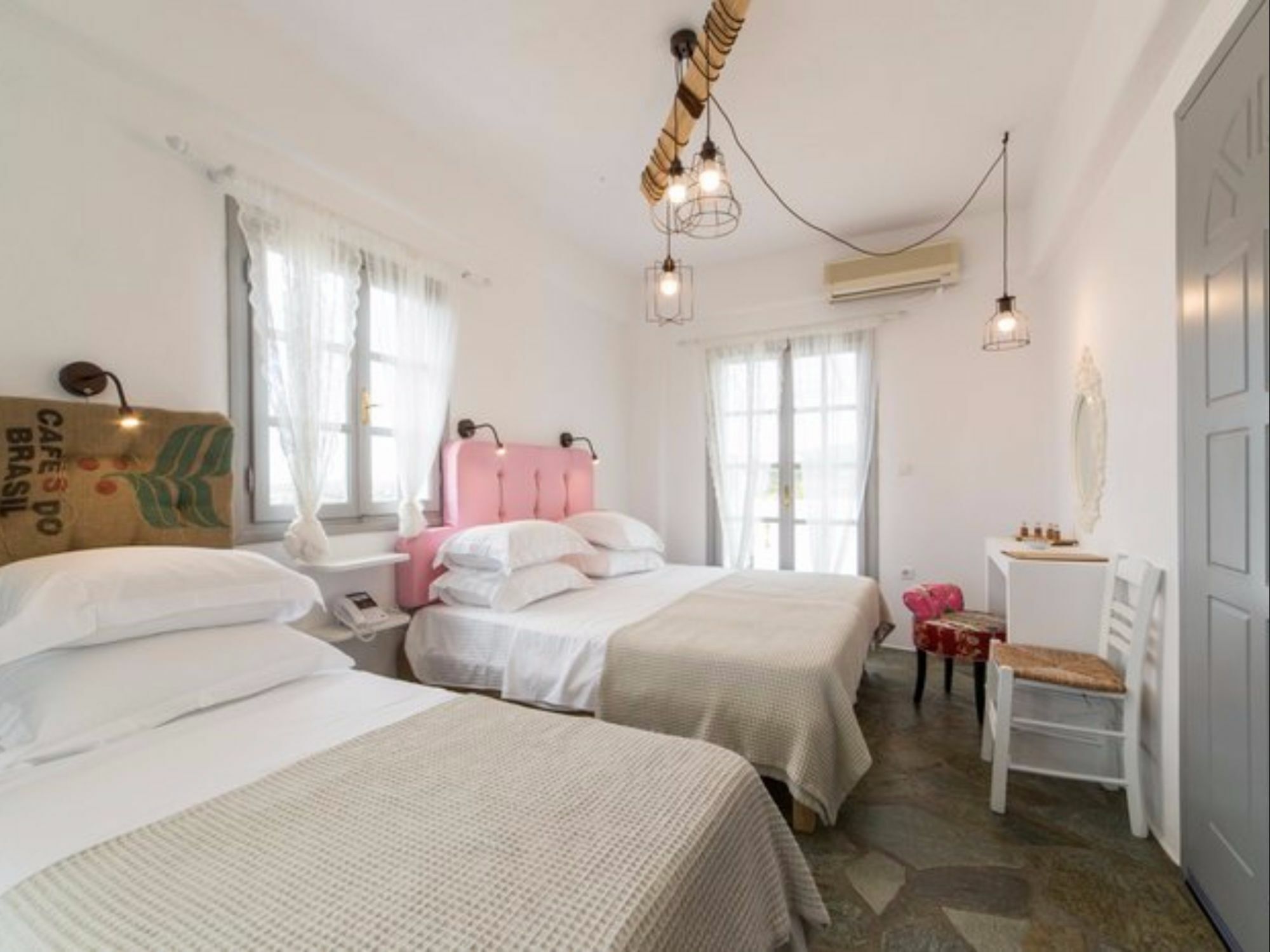 Evi Rooms Alikí Exteriör bild